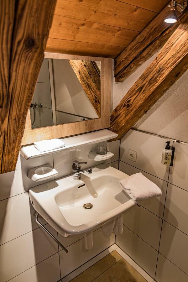 Hotel Koncept Loeie 2*